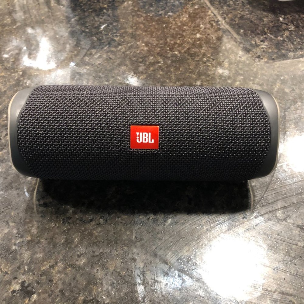 JBL Flip Speaker